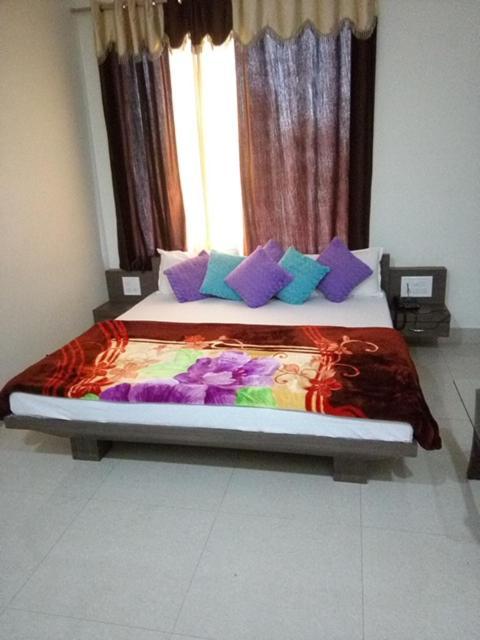 Satna Hotel Rk Residency المظهر الخارجي الصورة